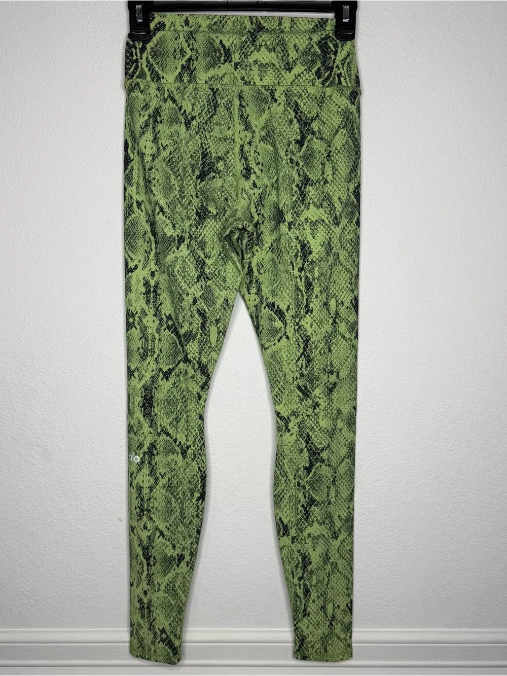 Alo Green Snakeskin Print High Waisted Leggings Size S
